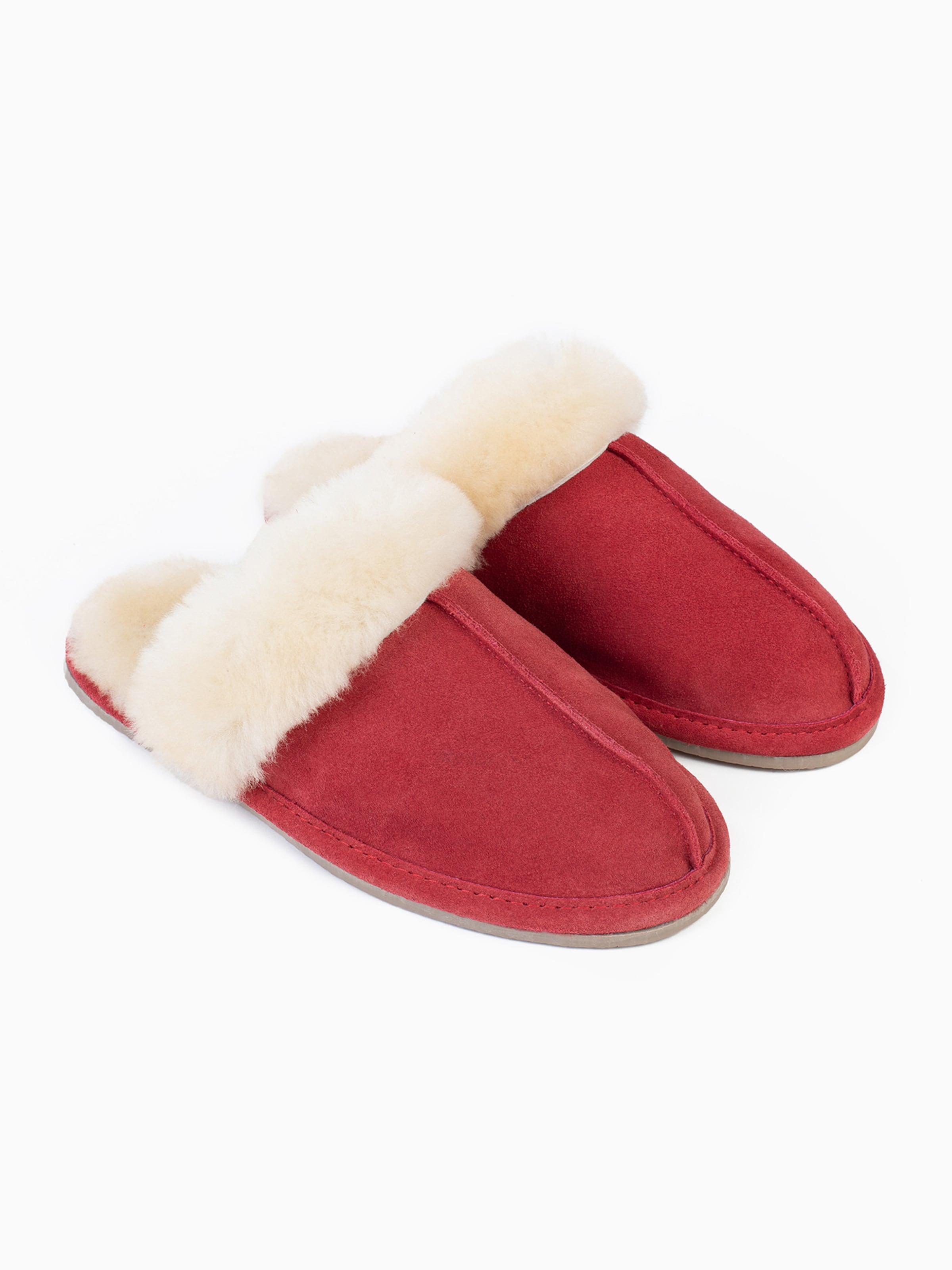 Minnetonka - Pantufa 'Sheepskin Slide' em vermelho