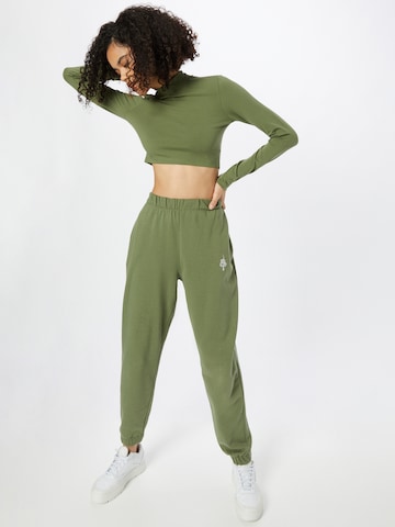 T-shirt 'Jara' ABOUT YOU x INNA en vert