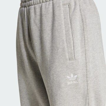 ADIDAS ORIGINALS Tapered Trousers 'Essentials' in Grey