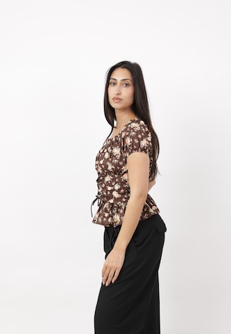 Camicia da donna di Elara in marrone