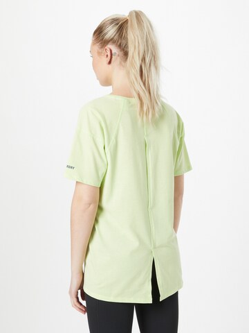 T-shirt fonctionnel 'Run' Superdry en vert