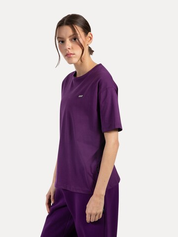 Smilodox Oversize T-Shirt Lyanna in Lila