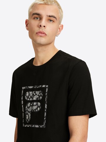 T-Shirt FILA en noir