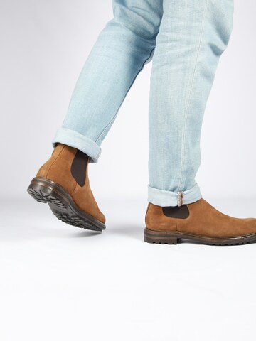 Boots chelsea 'Greg UG23' di BLACKSTONE in marrone