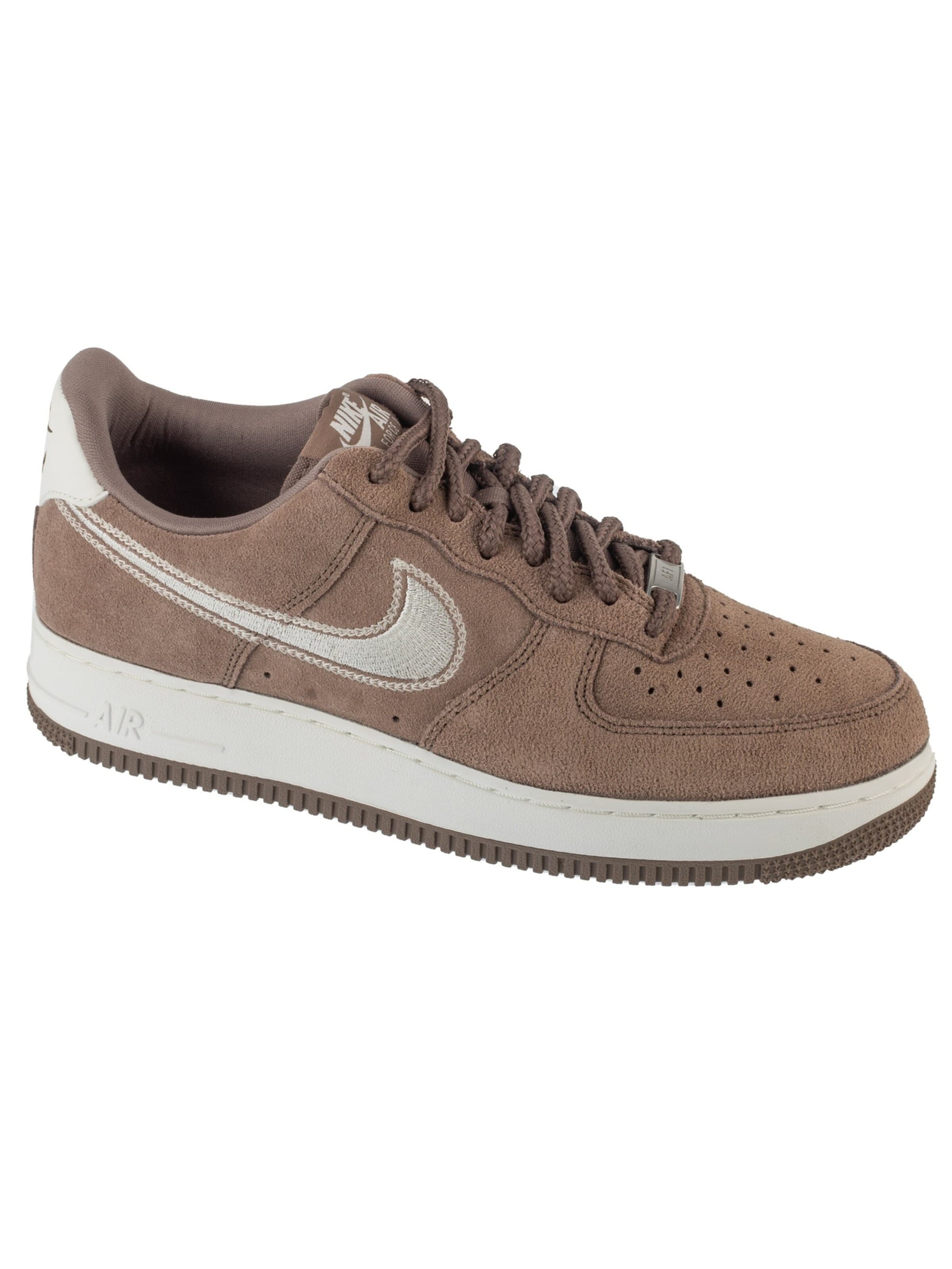 NIKE Sneaker low 'Nike Air Force 1 '07 Lv8'‌‌‌‌‌‌ in Braun