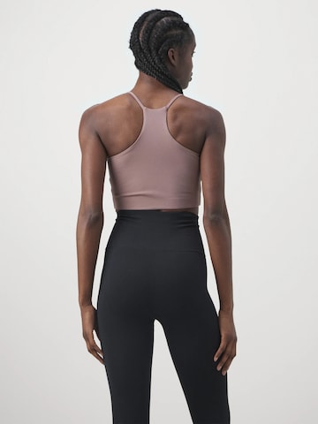 Haut 'Float' Girlfriend Collective en beige