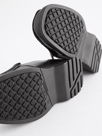 Next Halbschuh in Schwarz