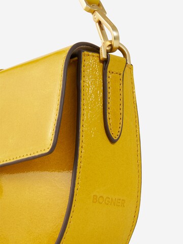 BOGNER - Bolso de hombro 'Zuoz Cassy' en amarillo