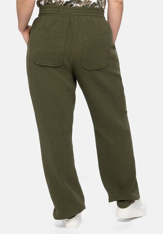 SHEEGO Tapered Trousers in Green