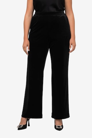 Ulla Popken Flared Pants in Black: front