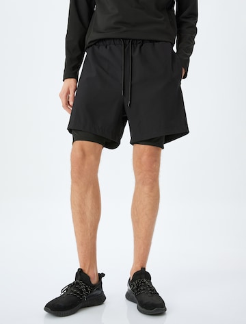 Koton Loosefit Shorts in Schwarz: Vorderseite
