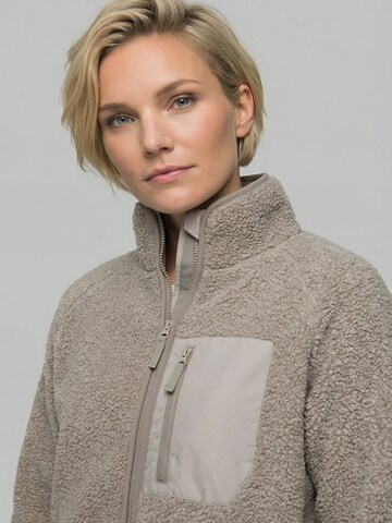 Derbe Fleece Jacket 'Kuschelby' in Beige