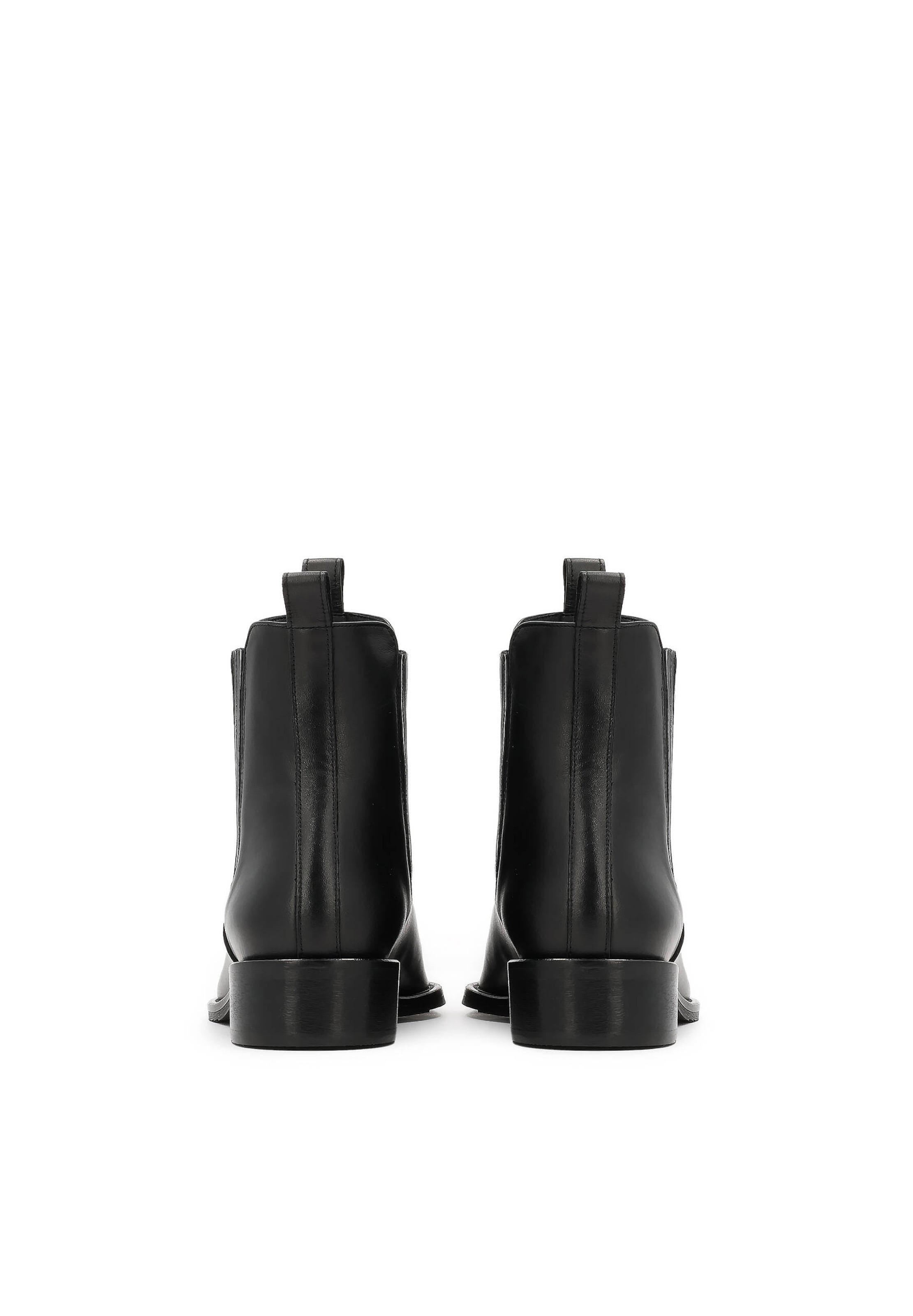 Kazar Chelsea-bootsi värissä musta