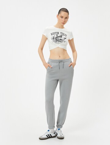 Koton Tapered Broek in Grijs