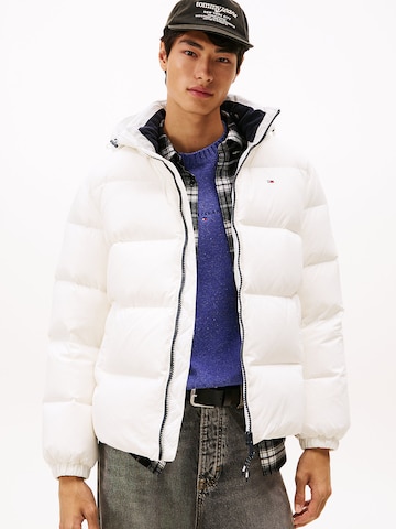 Tommy Jeans Between-season jacket 'Essential' in White: front