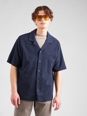 BOSS Comfort Fit Hemd in Blau: Vorderseite
