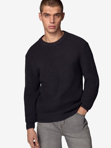 Next Sweater in Black: front