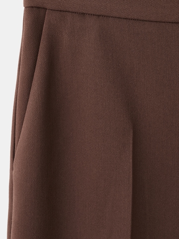 MANGO Regular Hose in Braun