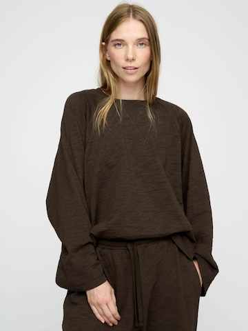 moshi moshi mind Shirt 'Earth' in Bruin: voorkant