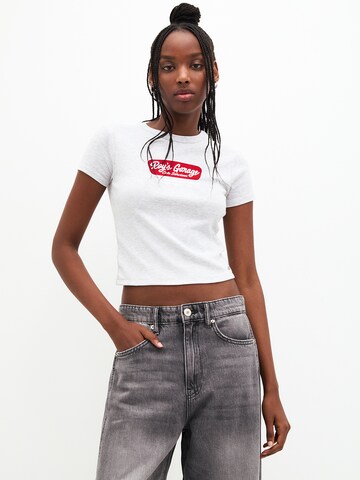 Pull&Bear T-Shirt in Grau: Vorderseite