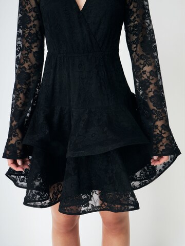 Robe ' Dahlilacras ' Crās en noir : devant
