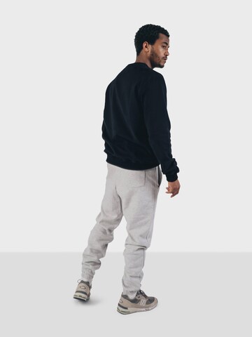 Trendsplant - regular Pantalón deportivo ' ESSENTIAL ' en gris