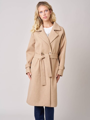 Manteau d’hiver Deeluxe en beige