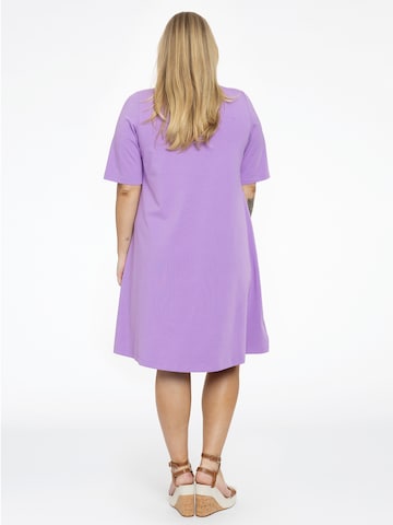 Robe Yoek en violet