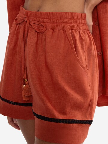 TRIUMPH Loosefit Strandshorts ' Red Label Summer Wears ' in Orange