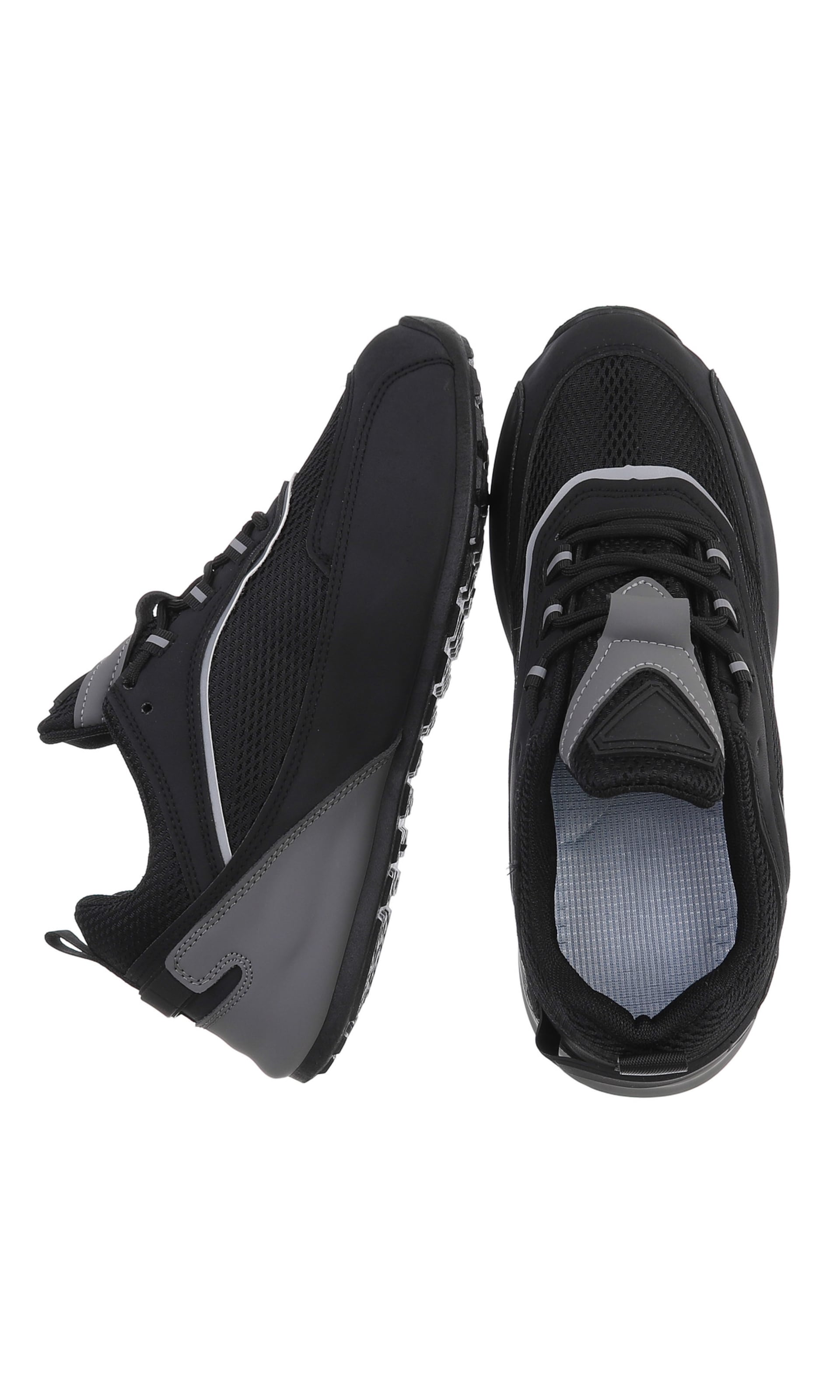 CoolWalk Sneakers in Black