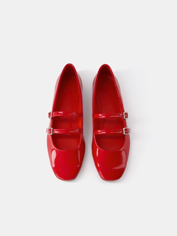 Bershka Ballerina met riempjes in Rood