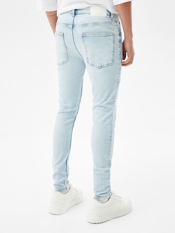 Bershka Regular Jeans in Blue