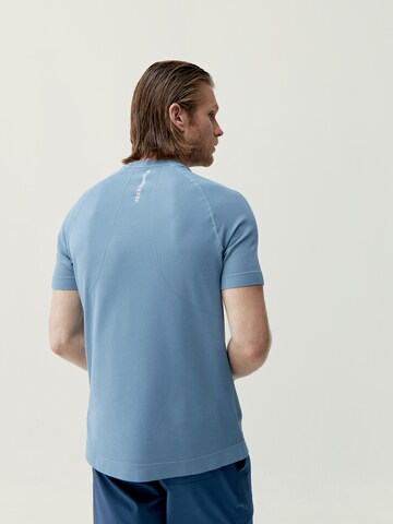 Born Living Yoga Performance Shirt 'Otawa' in Blue