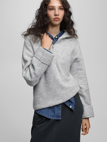 Pull&Bear Pullover in Grau: predná strana