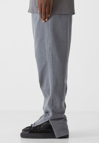 Loosefit Pantaloni 'Classic' di Lost Youth in grigio