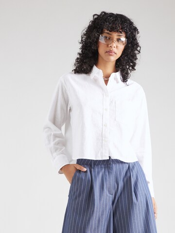GAP Blouse in White: front