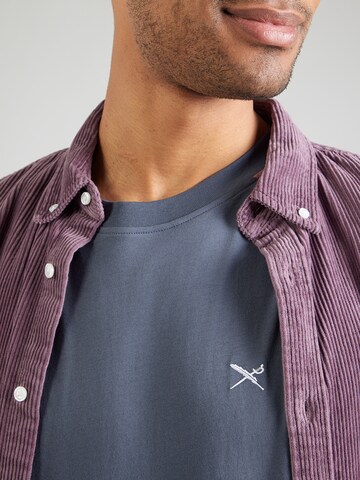 Iriedaily Tričko 'Flowing' – šedá