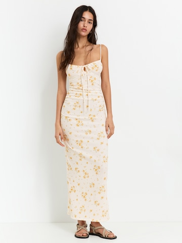 Robe d’été Pull&Bear en mélange de couleurs : devant