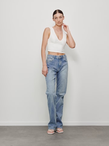 RÆRE by Lorena Rae Top in Weiß