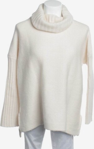 Juvia Sweater & Cardigan in S in White: front