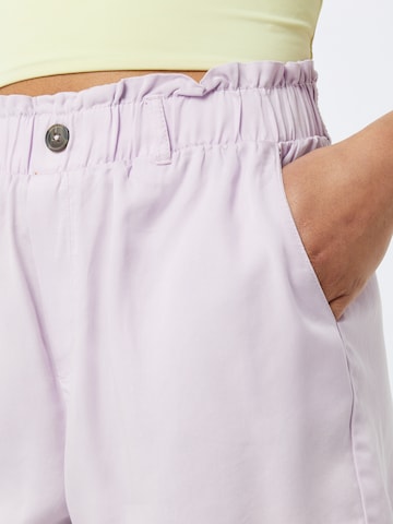 Regular Pantalon 'Maria' Noisy may en violet