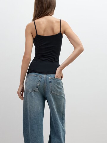 INTIMISSIMI Undershirt 'Pretty Flowers' in Black