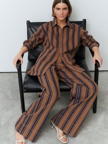 Wide leg Jeans di Next in marrone