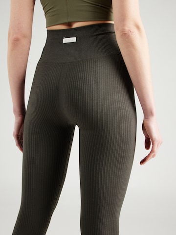 Skinny Pantalon de sport 'STUDIO' BJÖRN BORG en gris