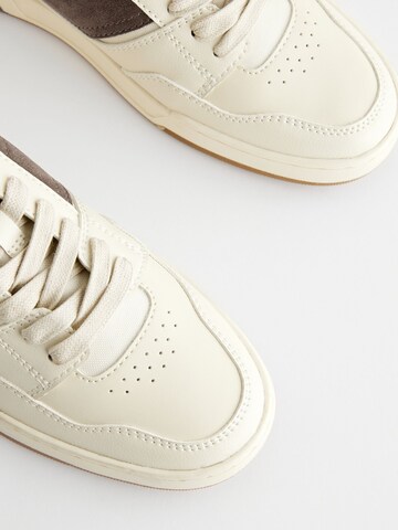Sneaker bassa di Next in bianco