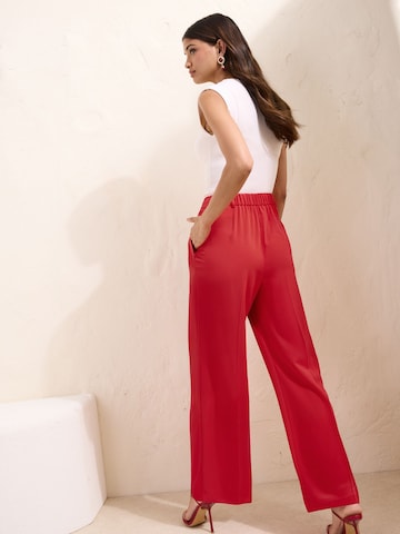 Friends Like These Wide Leg Hose in Rot