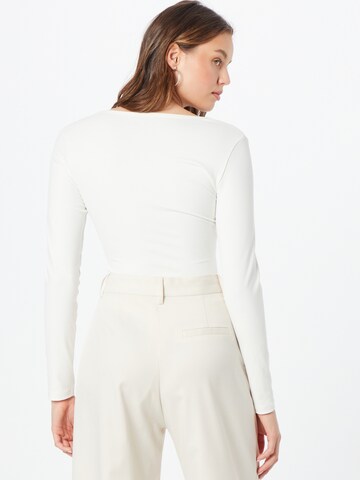 Abercrombie & Fitch Κορμάκι-μπλουζάκι σε λευκό