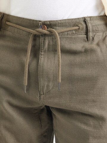 Regular Pantalon chino 'Caro' INDICODE JEANS en vert