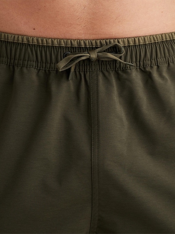 Regular Pantalon 'Freightmen swim shorts' PME Legend en vert