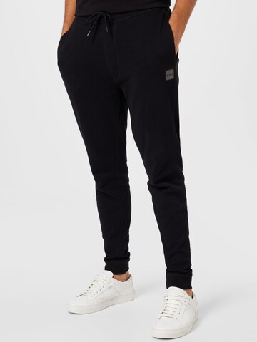 BOSS Tapered Pants 'Sestart 1' in Black: front